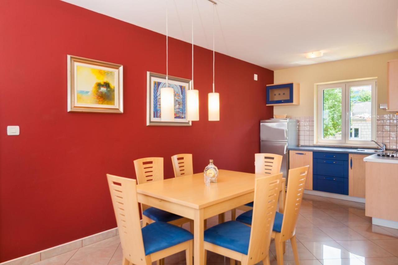 Apartments By The Sea Postira, Brac - 15242 المظهر الخارجي الصورة
