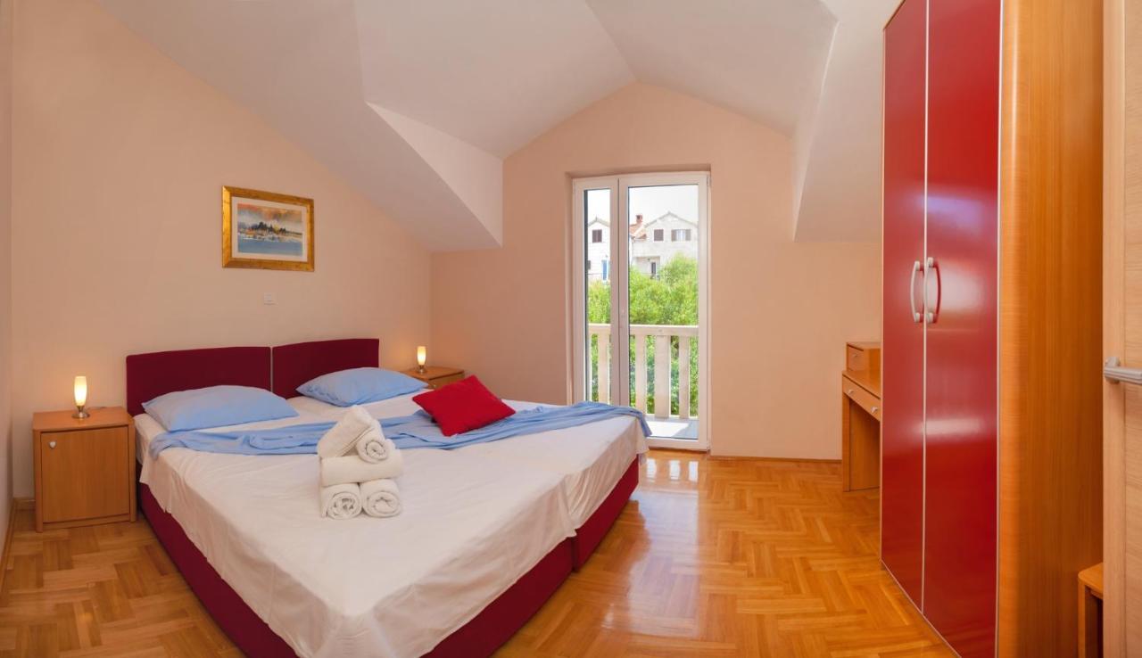 Apartments By The Sea Postira, Brac - 15242 المظهر الخارجي الصورة