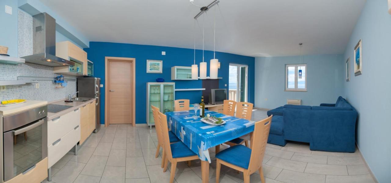 Apartments By The Sea Postira, Brac - 15242 المظهر الخارجي الصورة